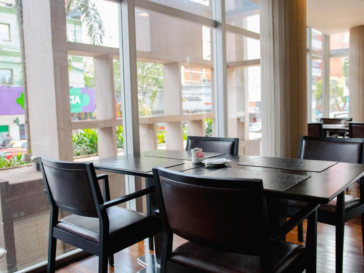 Hotel Bagu Urbano Posadas Zewnętrze zdjęcie